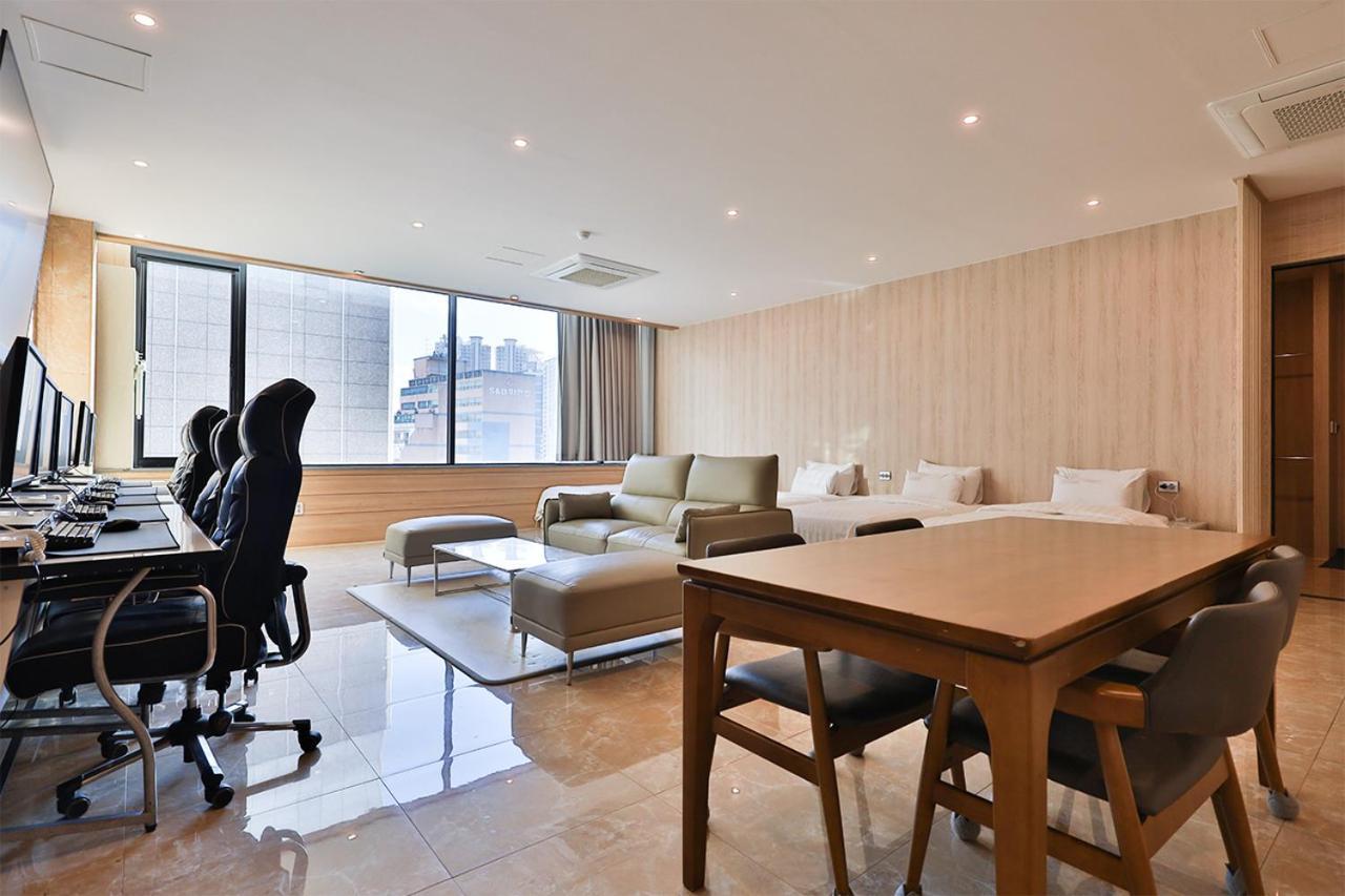Seomyeon Ib Hotel Pusan Zewnętrze zdjęcie