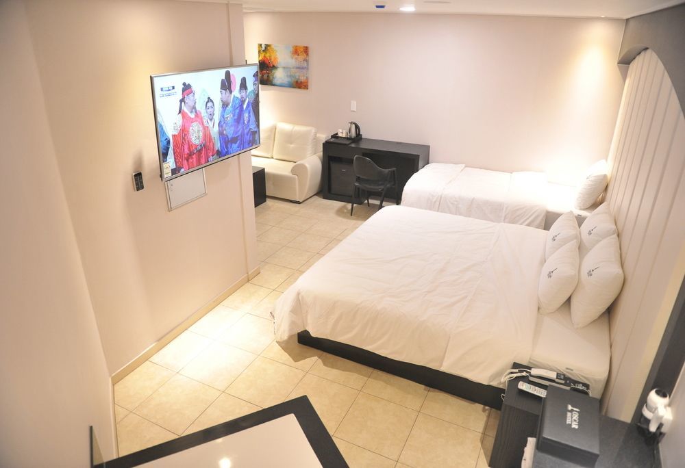 Seomyeon Ib Hotel Pusan Zewnętrze zdjęcie