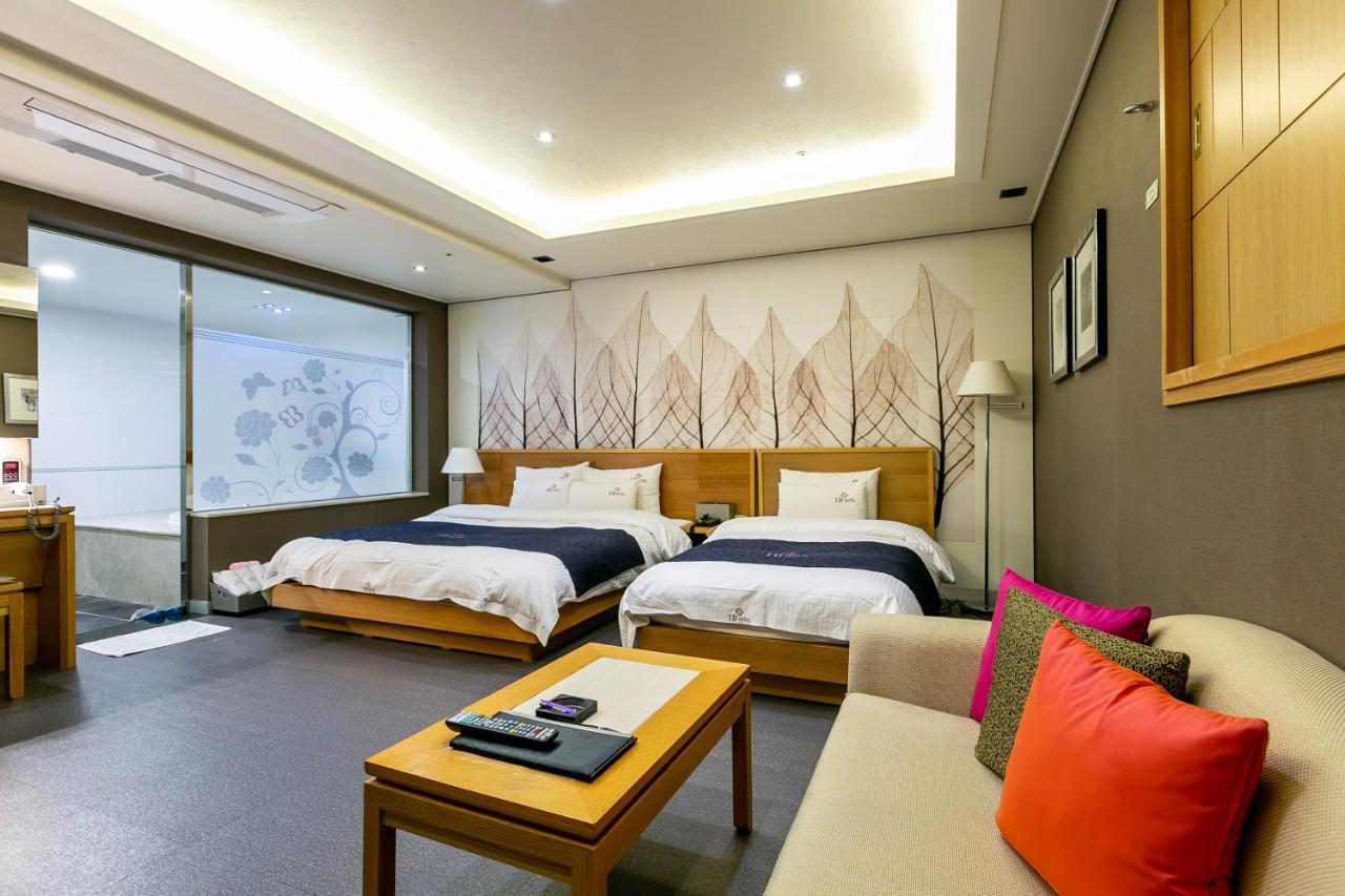 Seomyeon Ib Hotel Pusan Zewnętrze zdjęcie